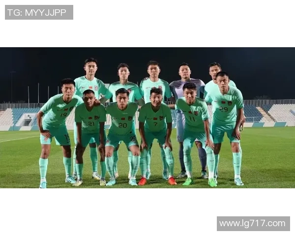 克鲁塞与巴拉竞的激烈对决揭示了足球战术与团队合作的魅力